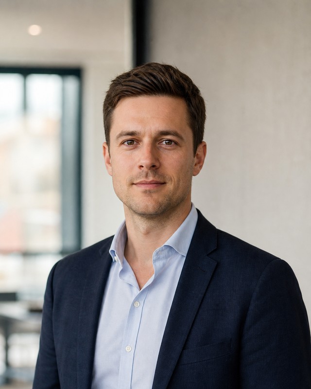 Dr. Thomas Brandt